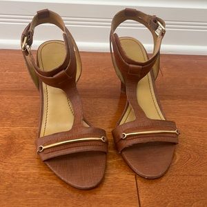 Gently used Nine West leather sandals